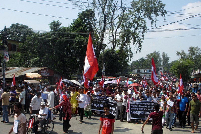 निर्मलाको हत्या विरुद्ध महेन्द्रनगरमा कांग्रेसको प्रदर्शन